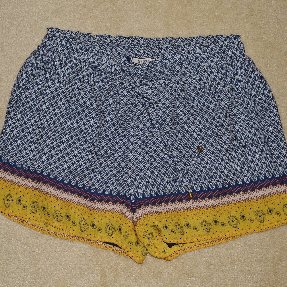 Stitch Fix Eden Society elastic waist shorts